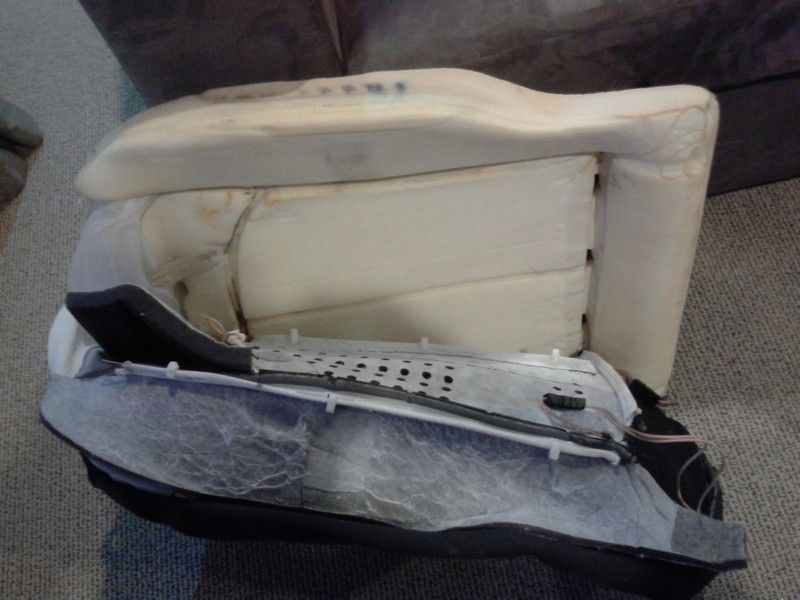 Heated seat repair003_zps3i62ywo3.jpg Photo by 02341360 Photobucket